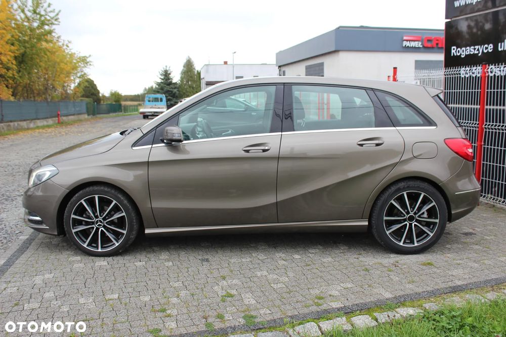 Mercedes-Benz Klasa B 180 CDI (BlueEFFICIENCY) 7G-DCT - 7