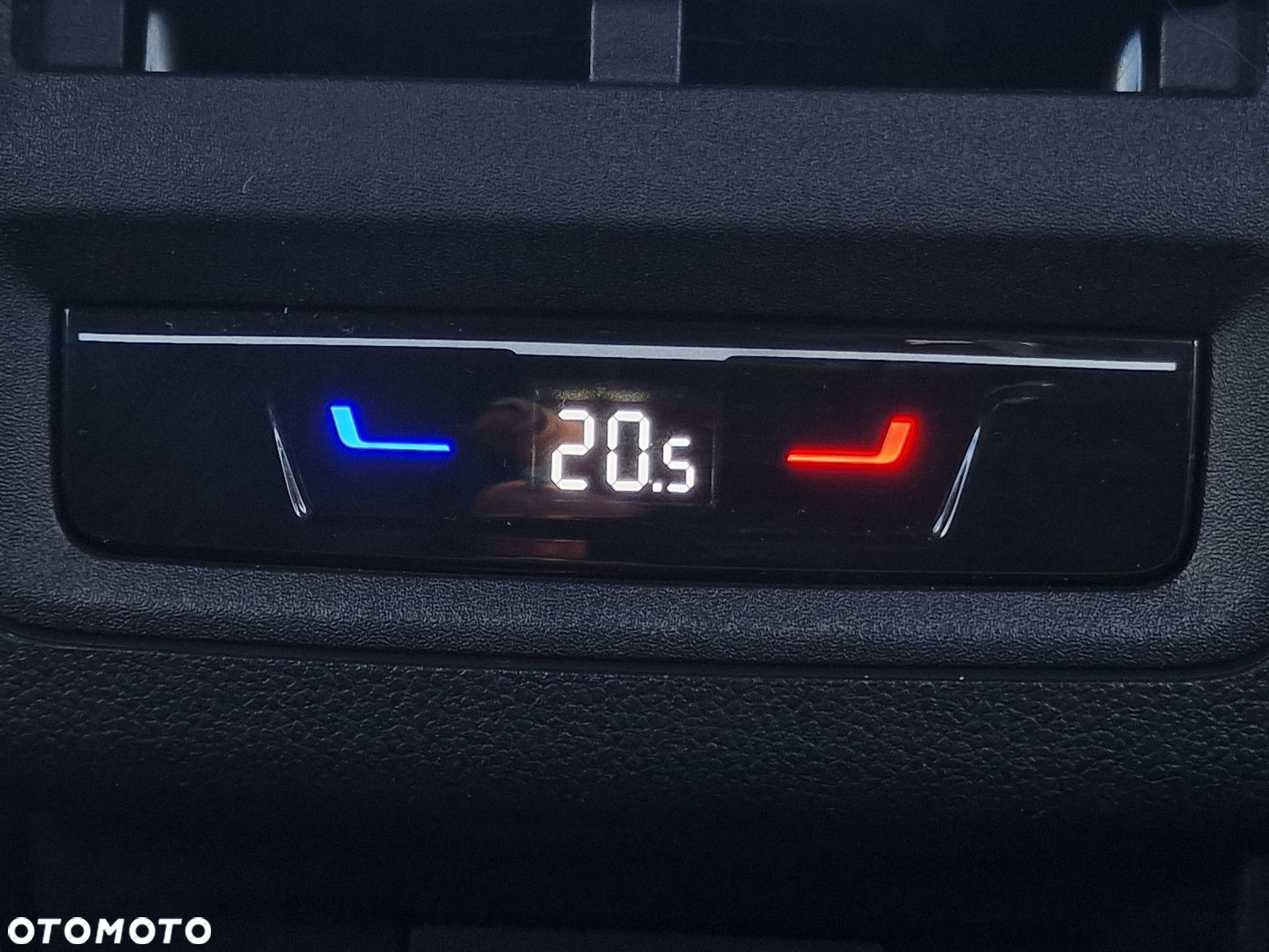 Volkswagen Golf - 17