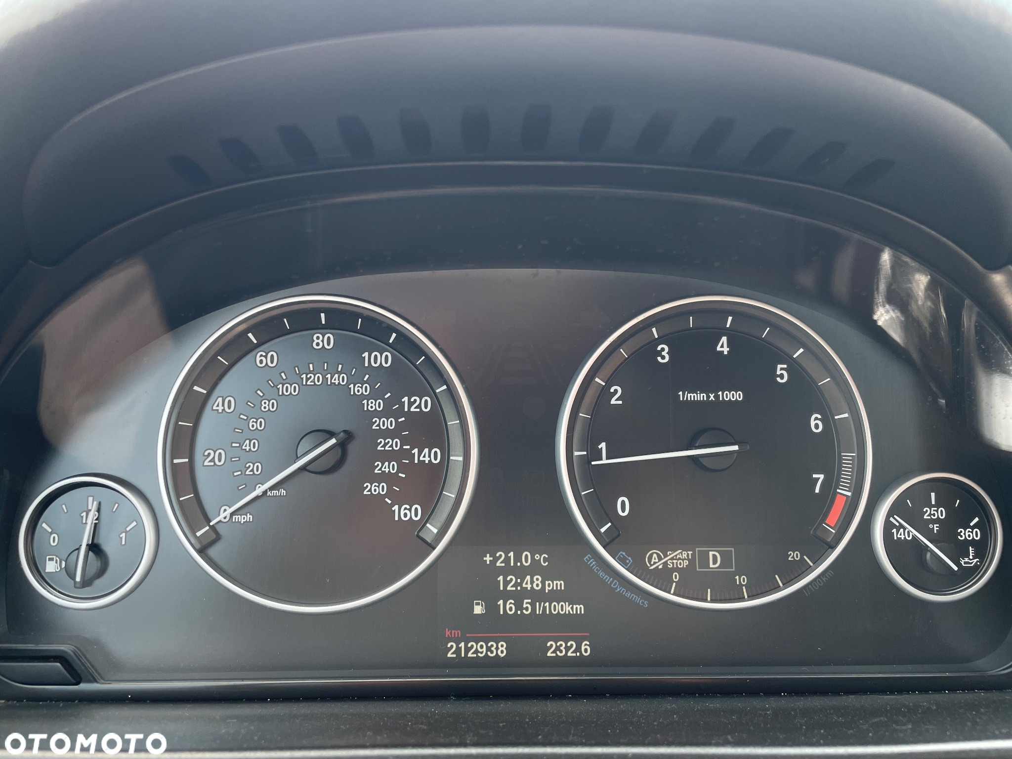 BMW Seria 5 528i xDrive - 12