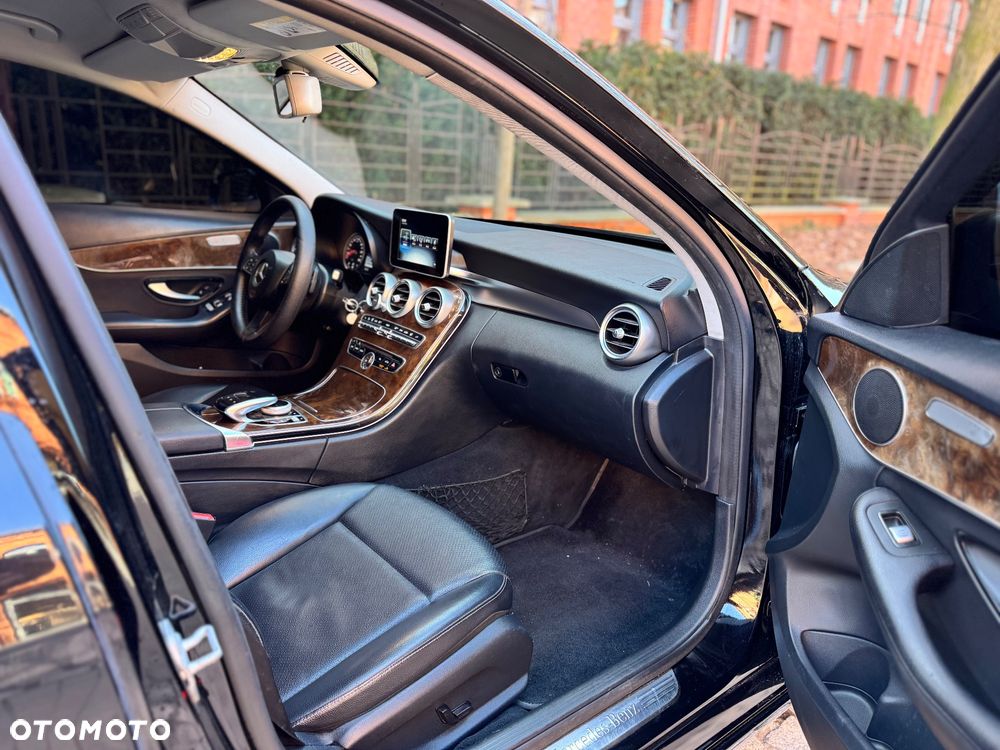 Mercedes-Benz Klasa C 220 (BlueTEC) d 7G-TRONIC - 34