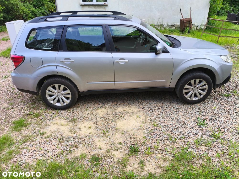 Subaru Forester 2.0i Exclusive - 3