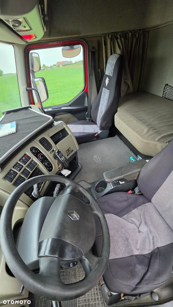 Renault Premium - 7