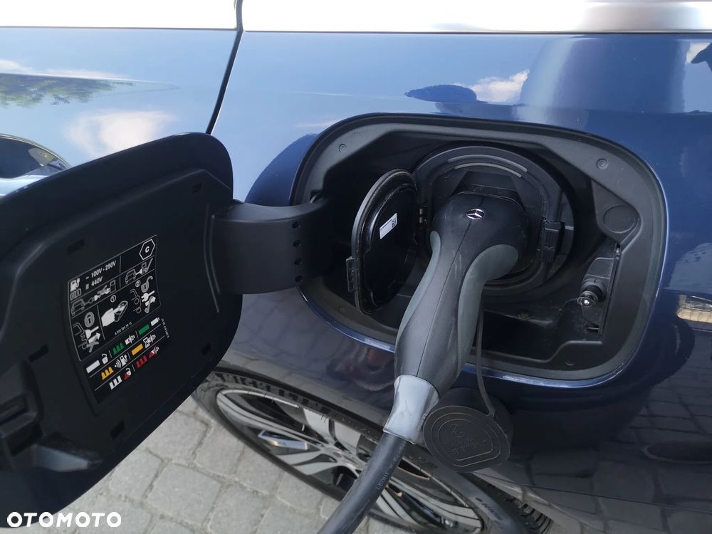 Mercedes-Benz Klasa C 300 de PHEV AMG - 34