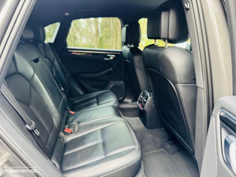 Porsche Macan S - 53