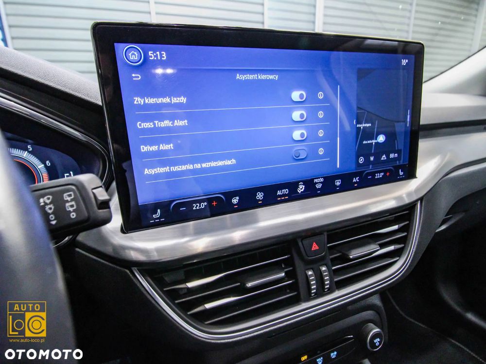 Ford Focus 1.0 EcoBoost Titanium X - 26
