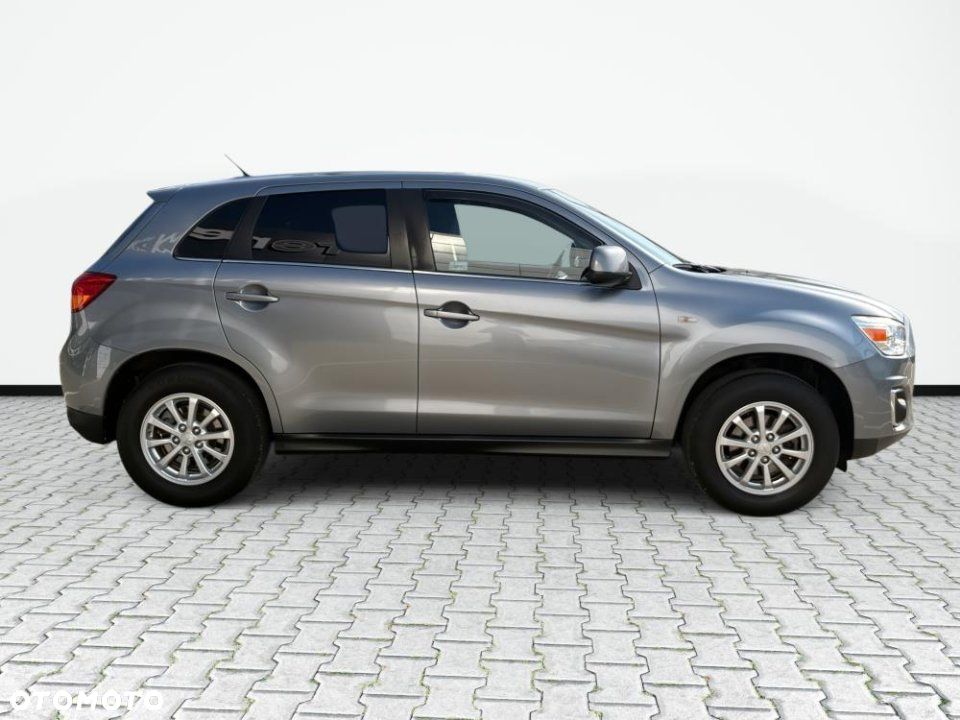 Mitsubishi ASX - 4