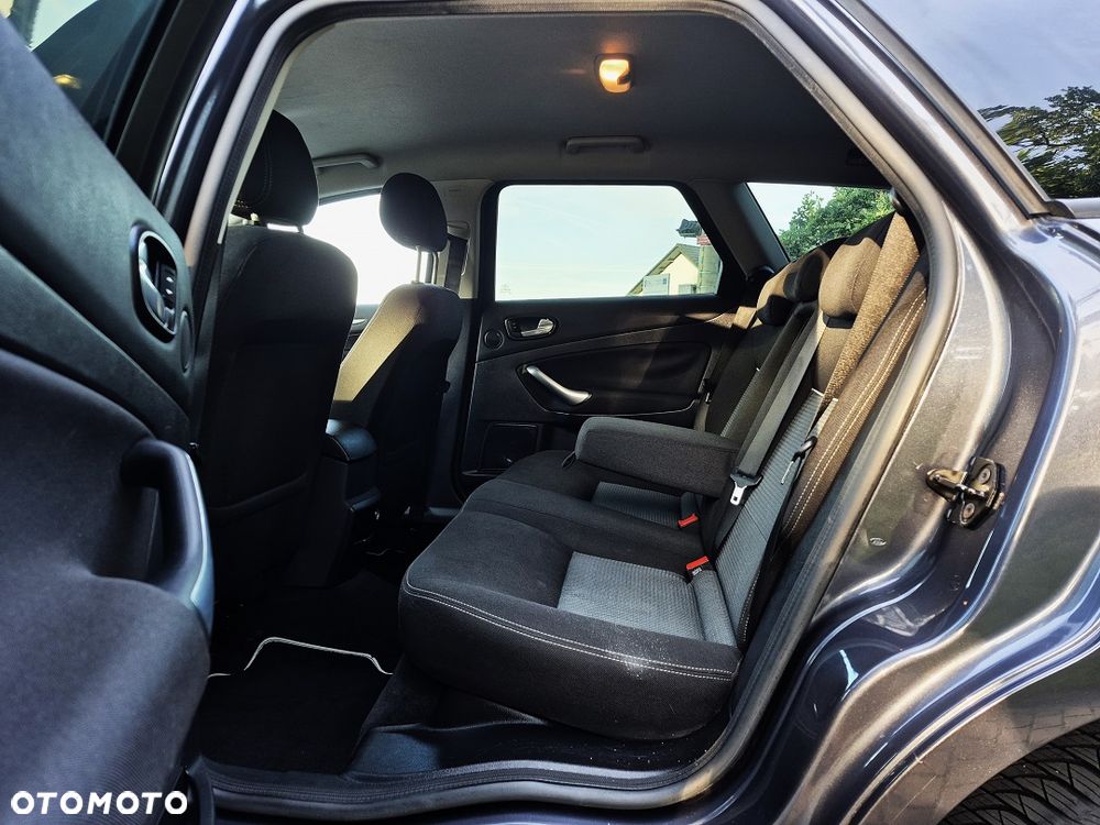 Ford Mondeo 1.6 Titanium - 15
