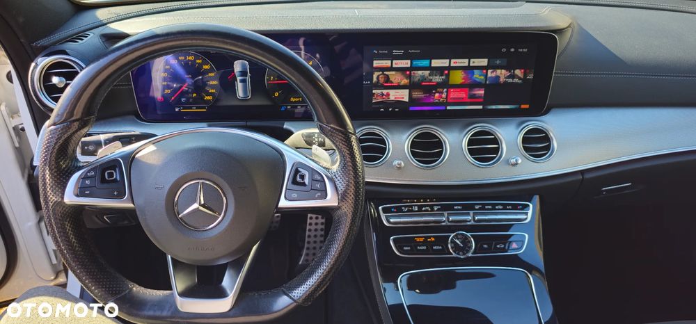Mercedes-Benz Klasa E 220 d 9G-TRONIC AMG Line - 26