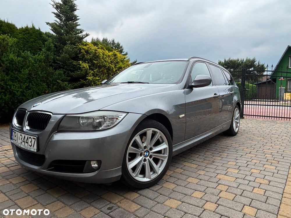 BMW Seria 3 318i - 5