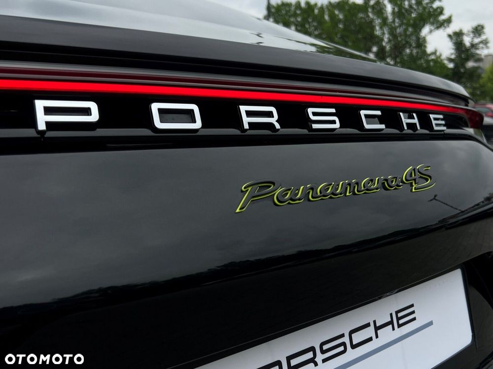 Porsche Panamera - 36