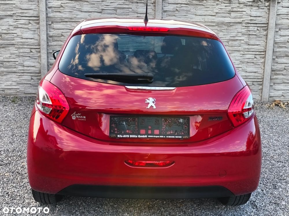 Peugeot 208 - 19