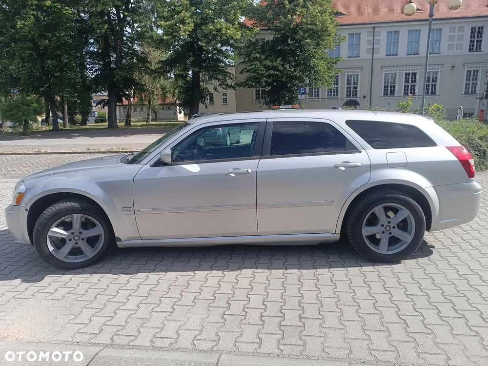 Dodge Magnum 5.7 V8 - 6