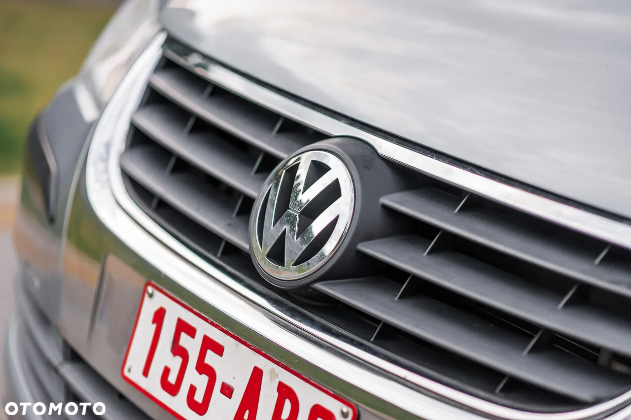 Volkswagen Touran 1.6 Conceptline - 33