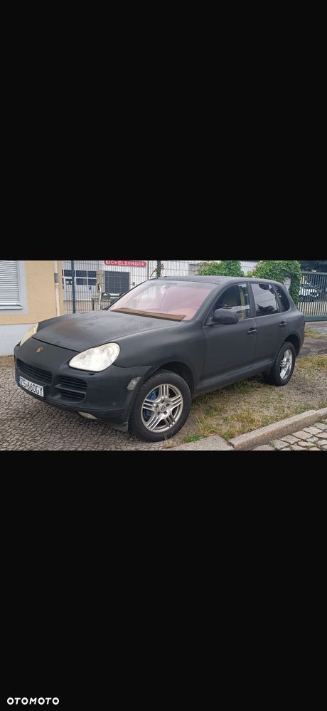 Porsche Cayenne - 4