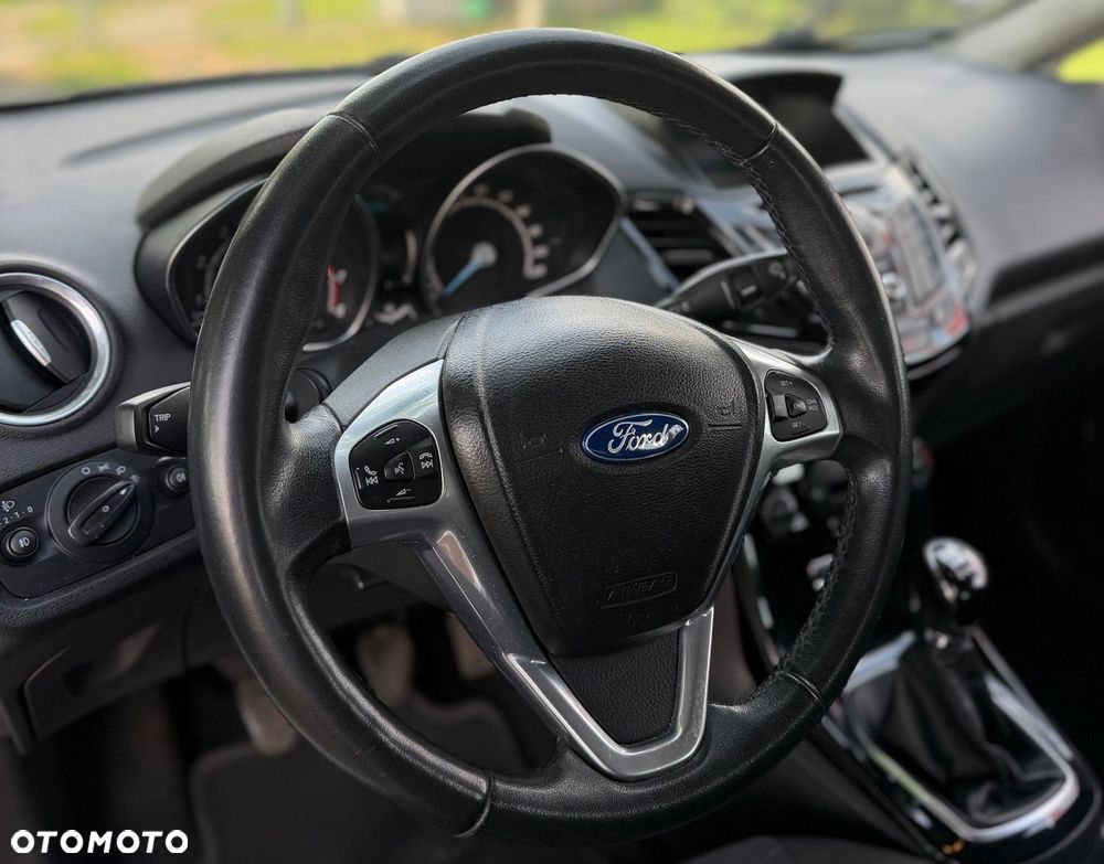 Ford Fiesta 1.0 EcoBoost Titanium - 15