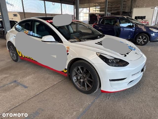 Tesla Model 3 Langstreckenbatterie Allradantrieb Dual Motor - 2