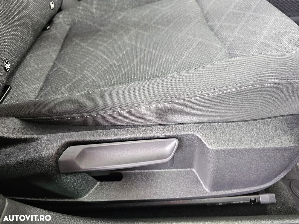 Volkswagen Golf 2.0 TDI 116CP DSG Life - 26