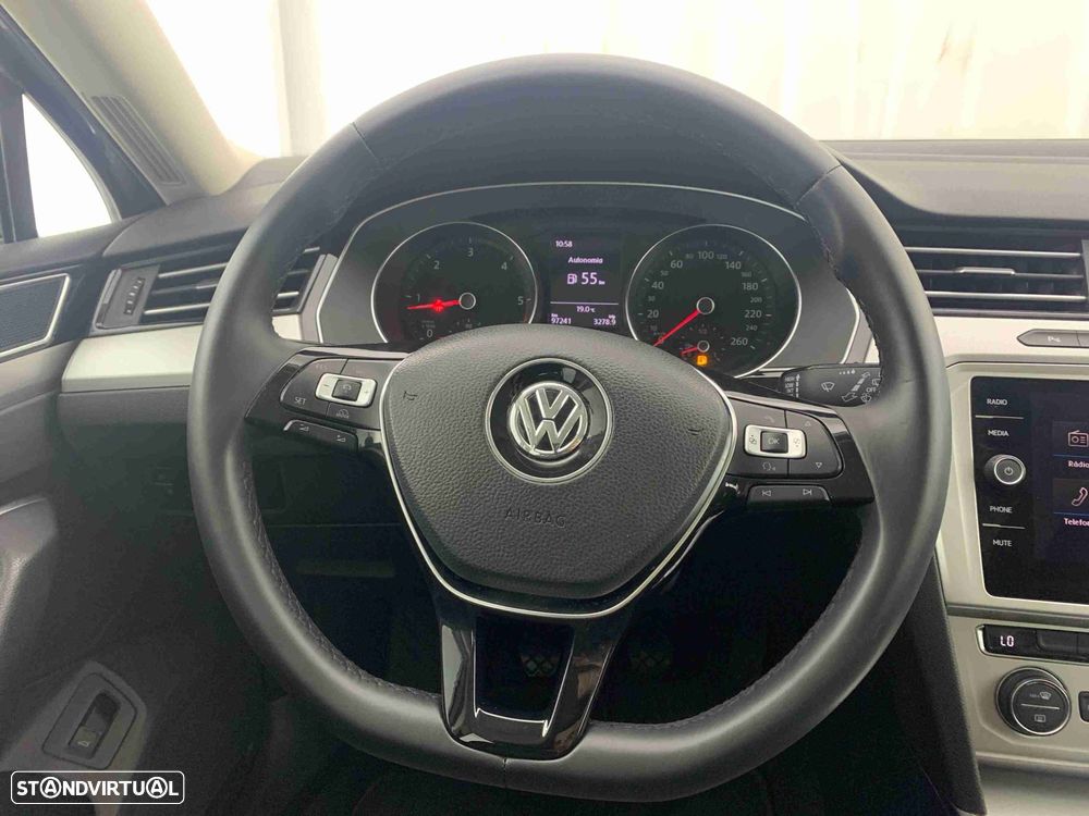 VW Passat Variant 1.6 TDI Confortline - 17