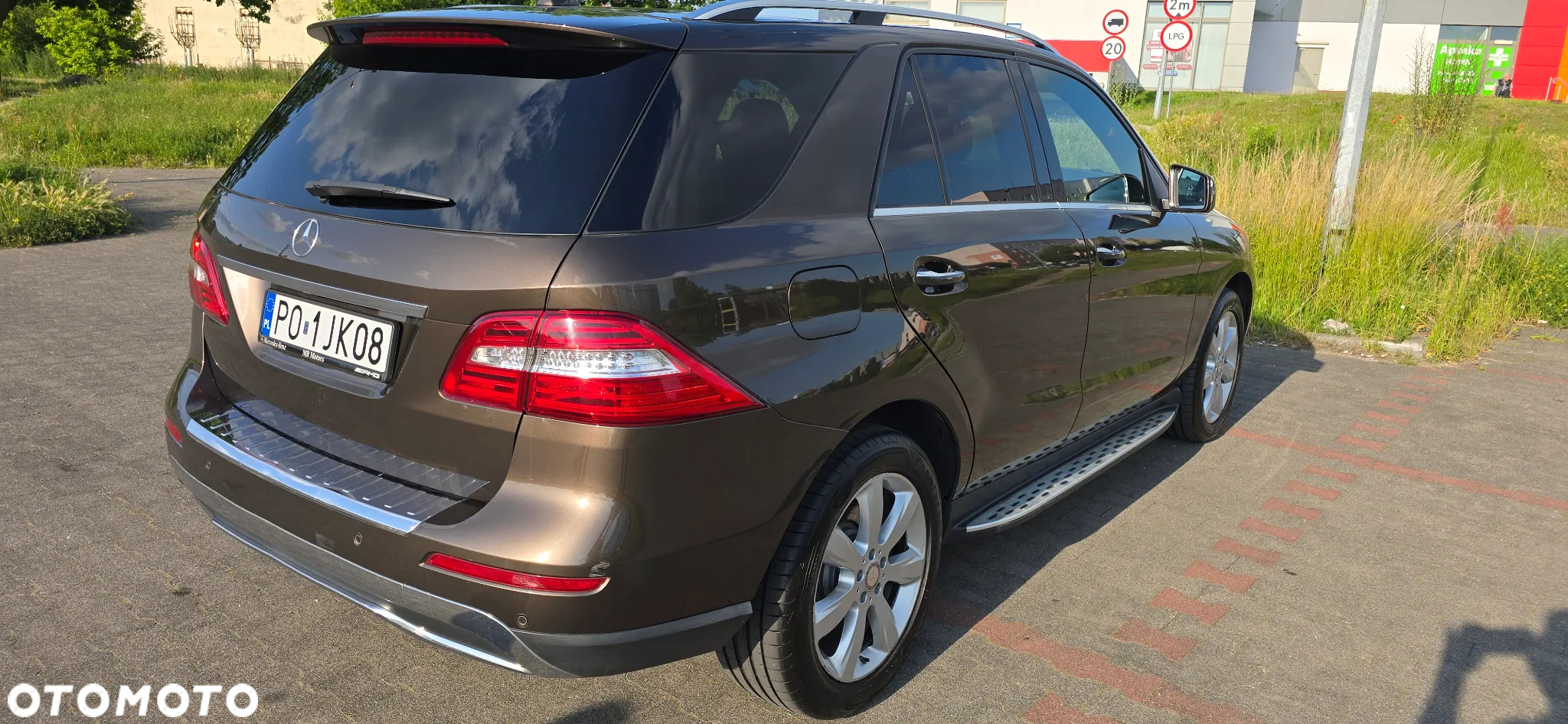 Mercedes-Benz ML 350 BlueTec 4-Matic - 21