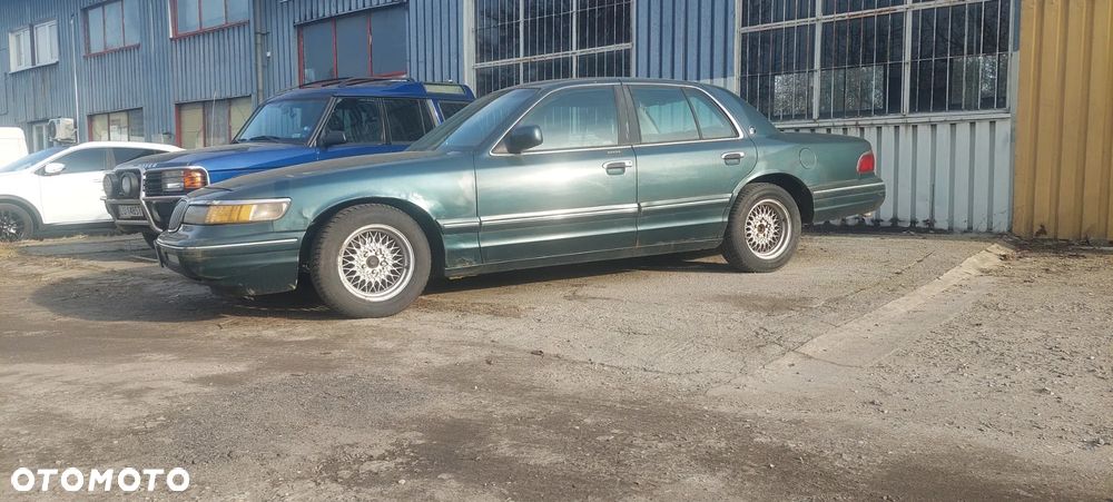 Mercury Marquis - 2