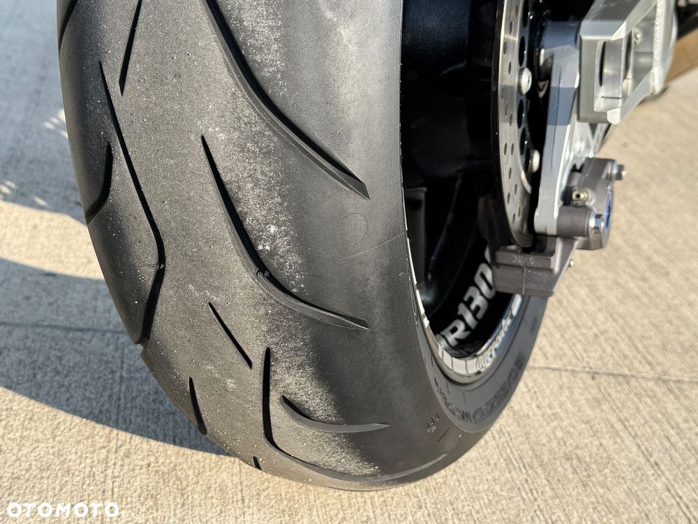 Yamaha XJR - 39