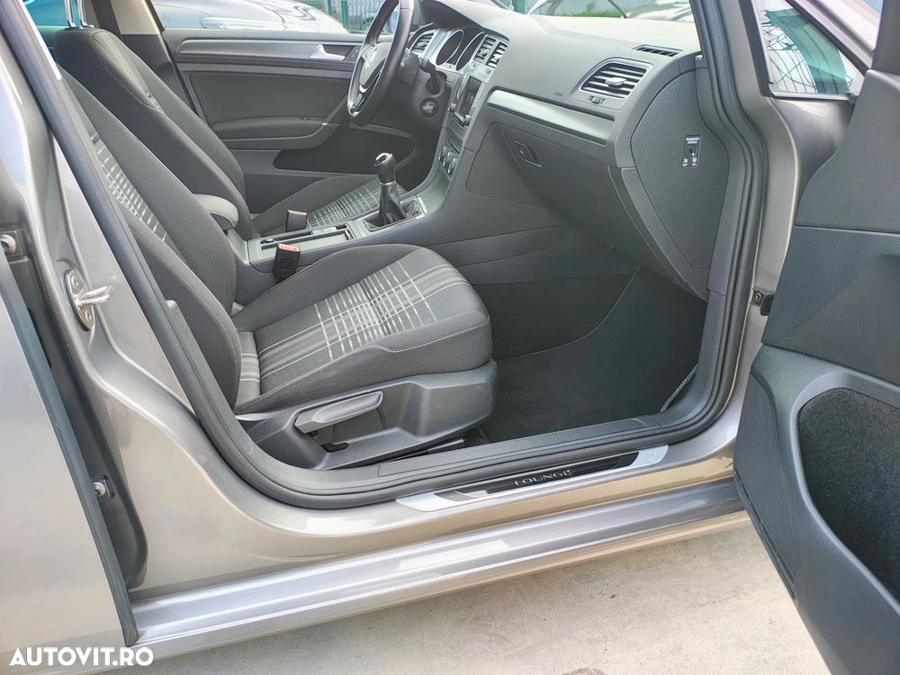 Volkswagen Golf 1.6 TDI BlueMotion Technology Lounge - 5