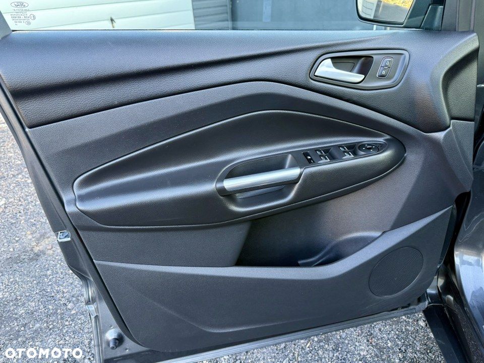 Ford Kuga 2.0 TDCi 4x4 ST-Line - 19