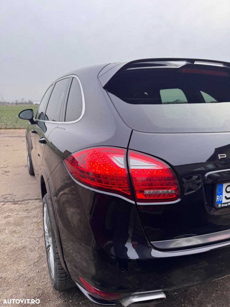 Porsche Cayenne Platinum Edition - 21