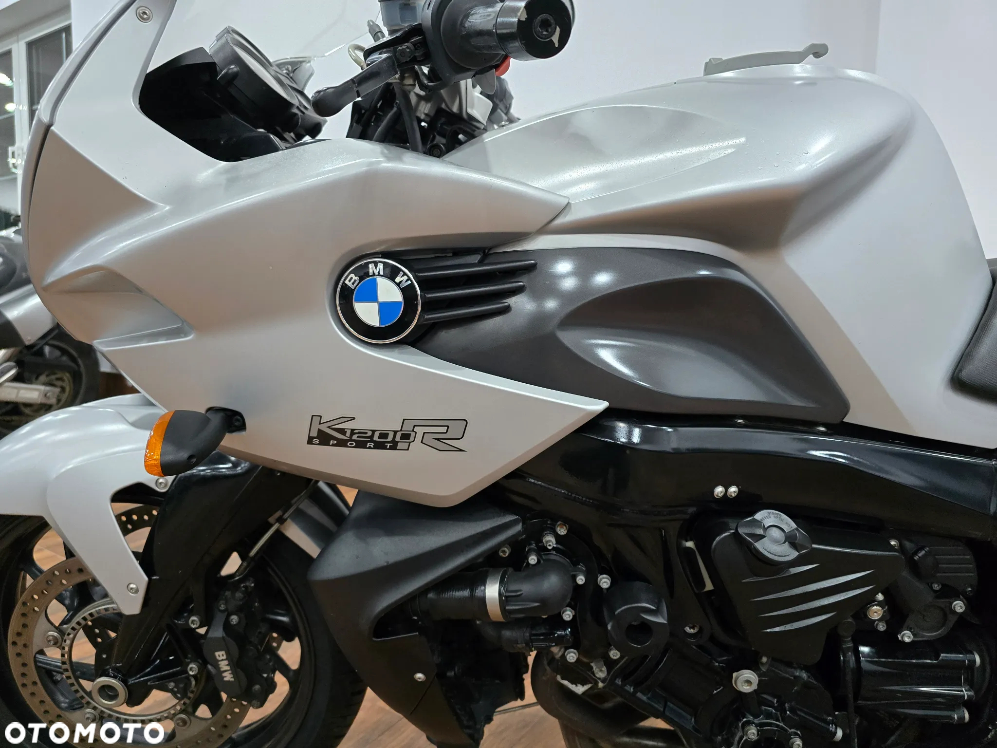 BMW K - 13