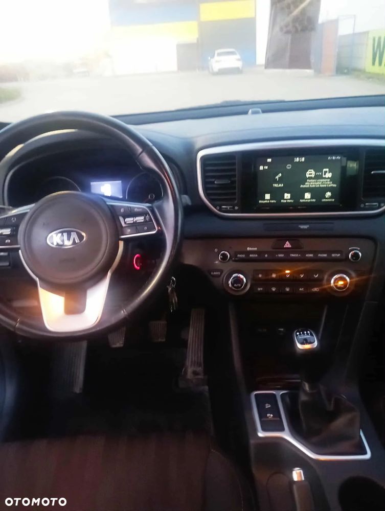 Kia Sportage 1.6 GDI L 2WD - 18