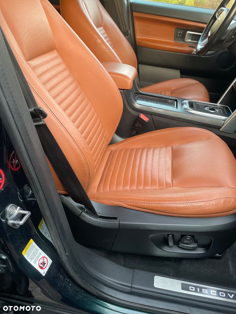 Land Rover Discovery Sport - 27