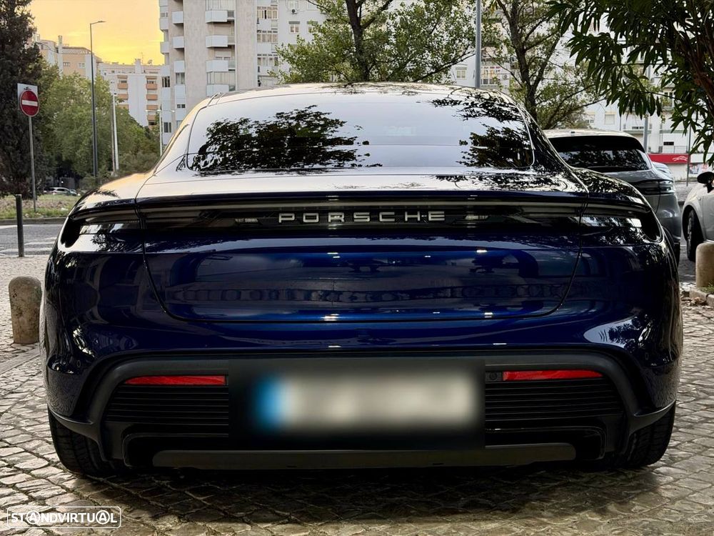 Porsche Taycan 2024 photo 3