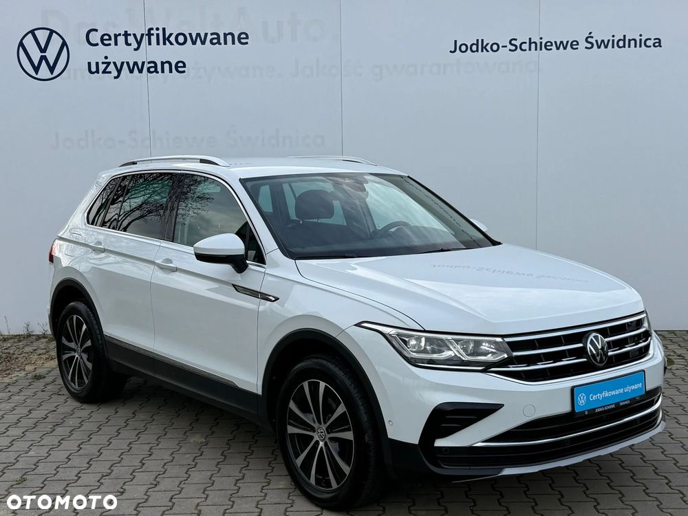 Volkswagen Tiguan 2.0 TDI SCR 4Mot Elegance DSG - 2