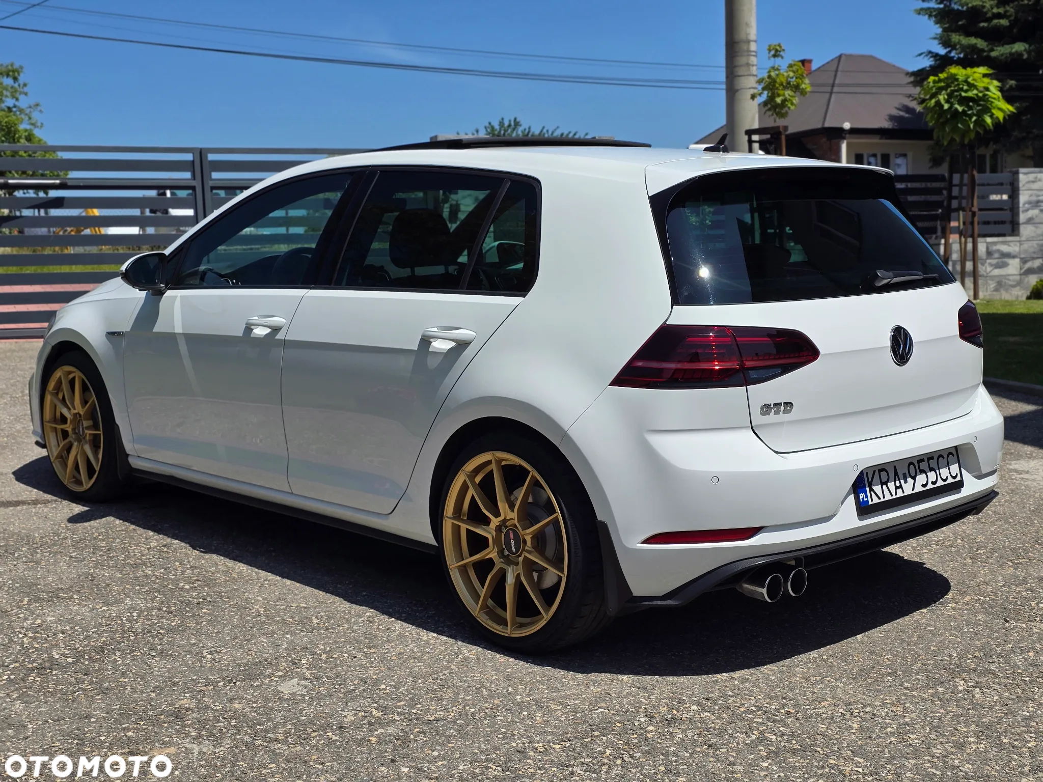 Volkswagen Golf GTD 2.0 TDI SCR DSG - 11