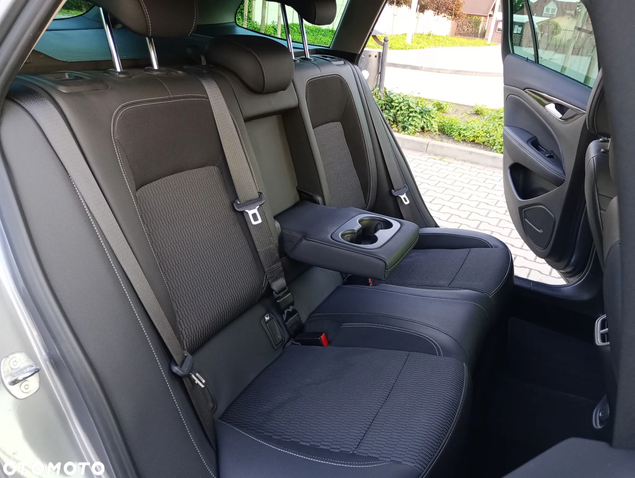 Opel Insignia 2.0 CDTI Innovation S&S - 21