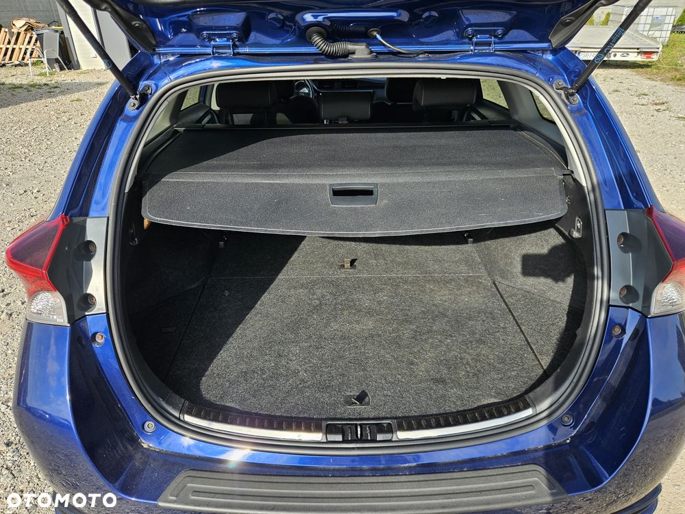 Toyota Auris - 30