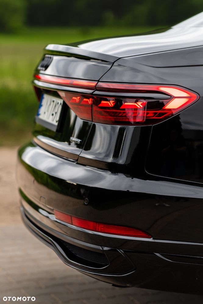Audi A8 L 55 TFSI mHEV Quattro Tiptr - 13