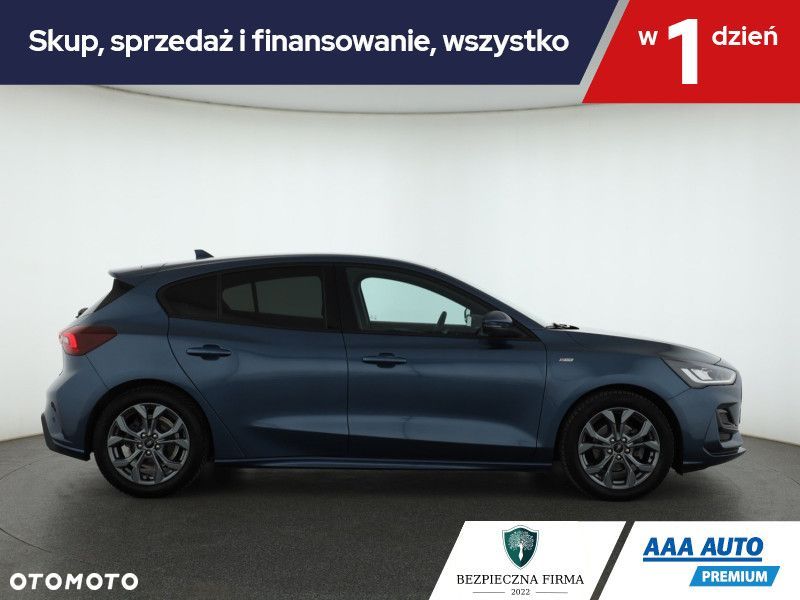 Ford Focus - 8