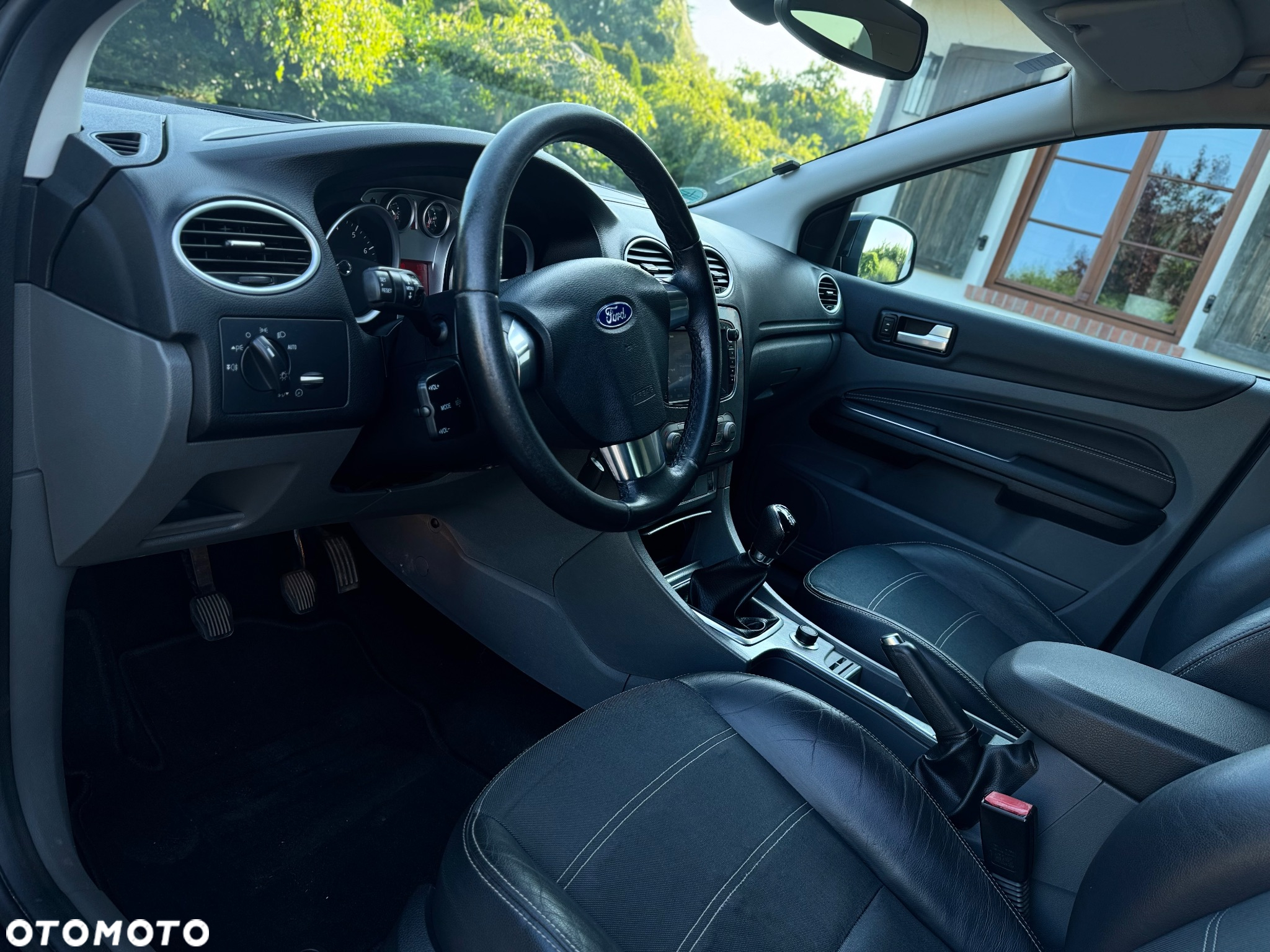 Ford Focus 2.0 ZX5 SE - 5