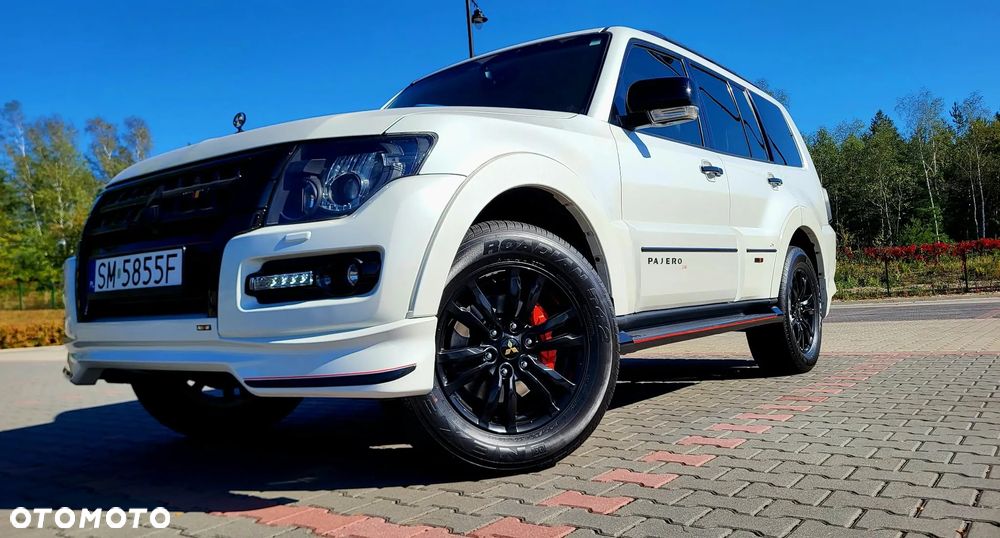 Mitsubishi Pajero - 13