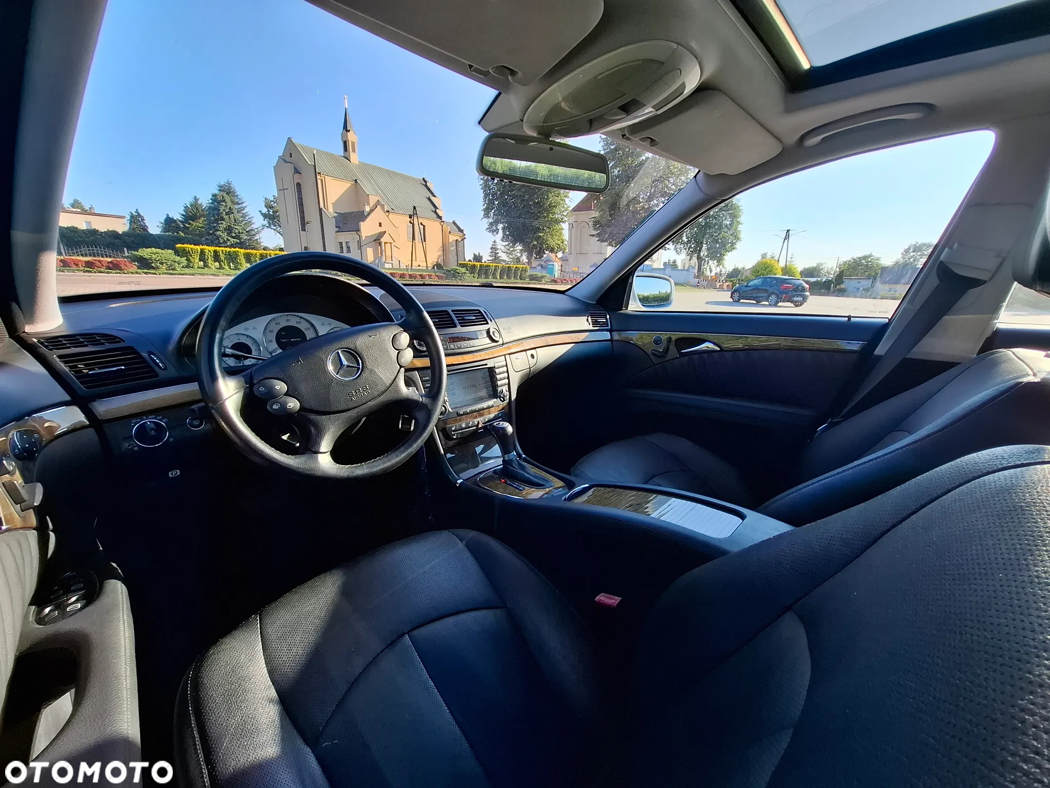 Mercedes-Benz Klasa E 500 T 7G-TRONIC Avantgarde - 10