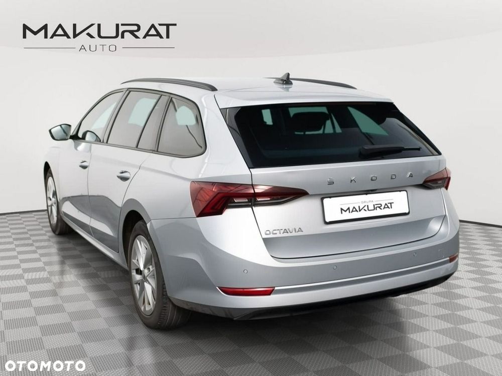 Skoda Octavia 2023 photo 3