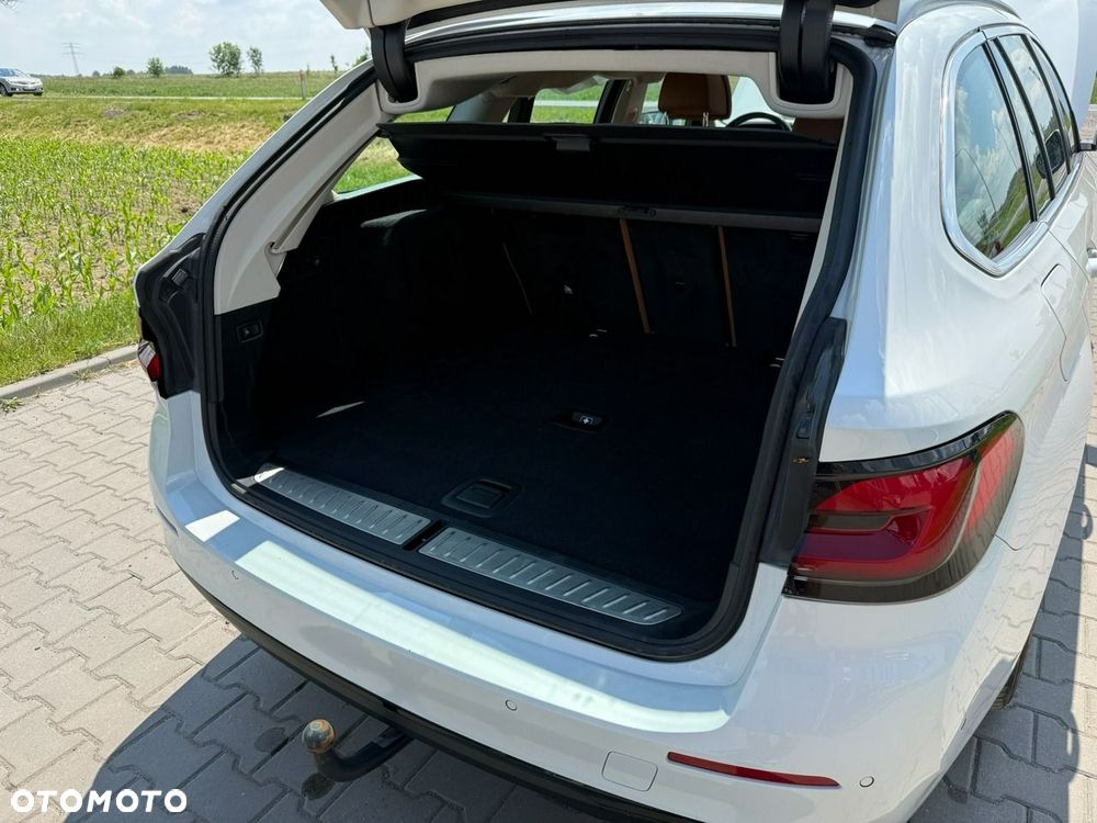 BMW Seria 5 520d Luxury Line sport - 19