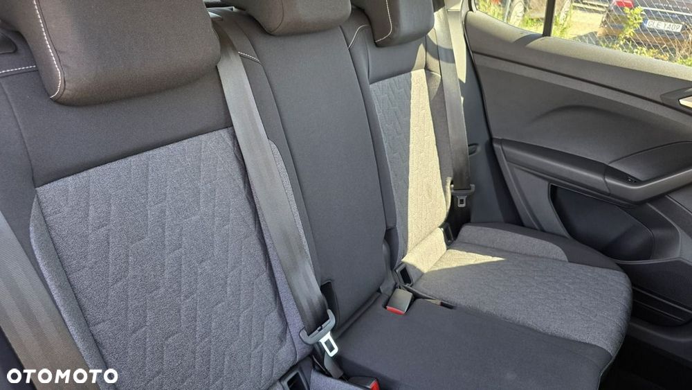 Volkswagen T-Cross - 14