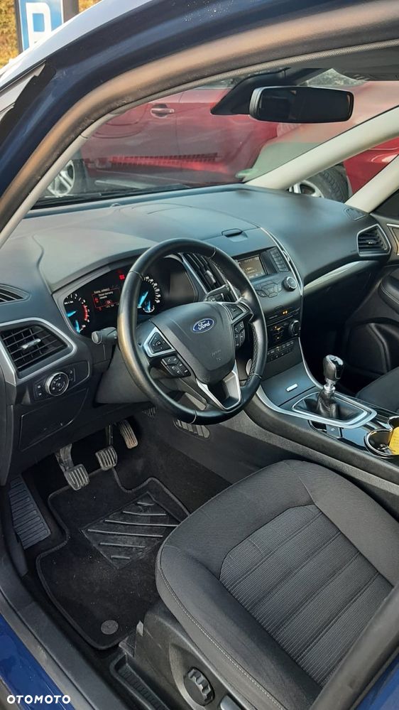 Ford Galaxy 1.5 EcoBoost Trend - 12