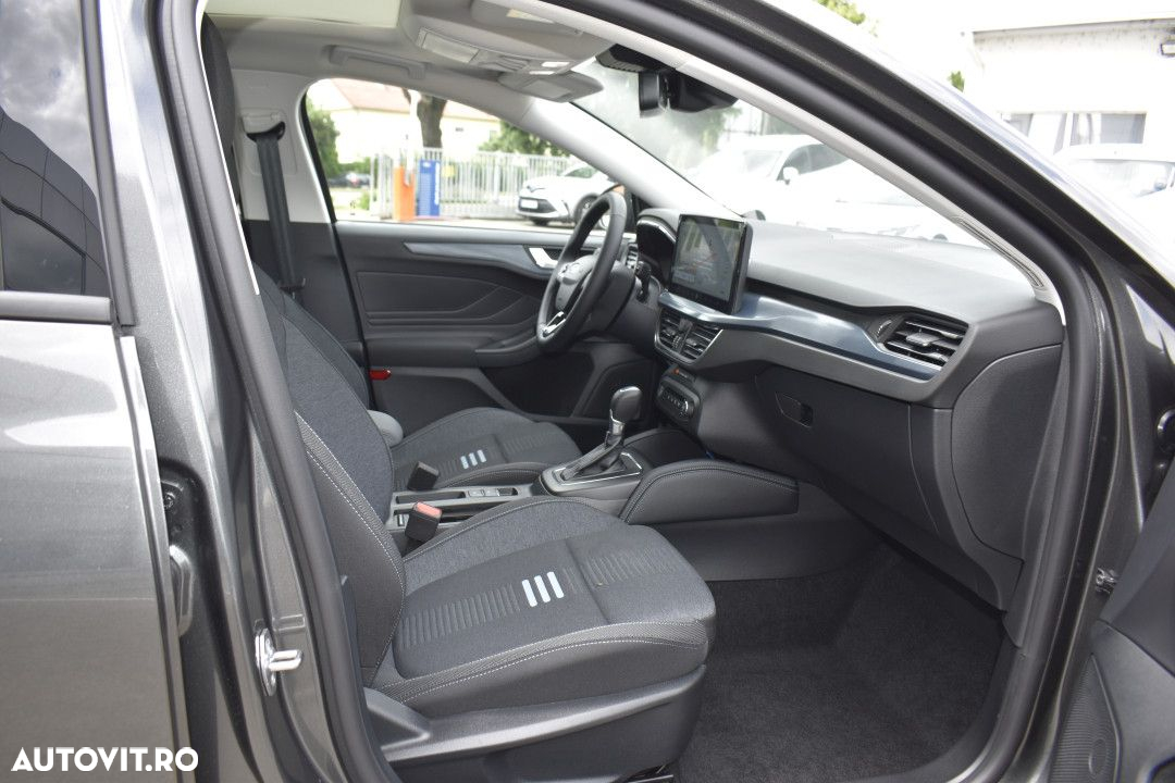 Ford Focus - 17