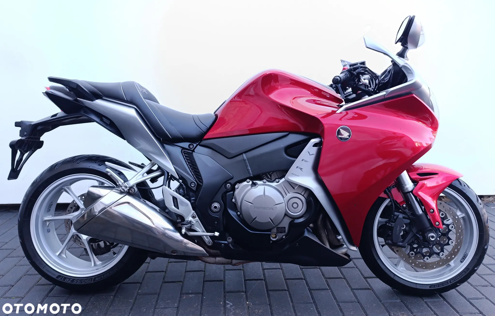 Honda VFR - 6