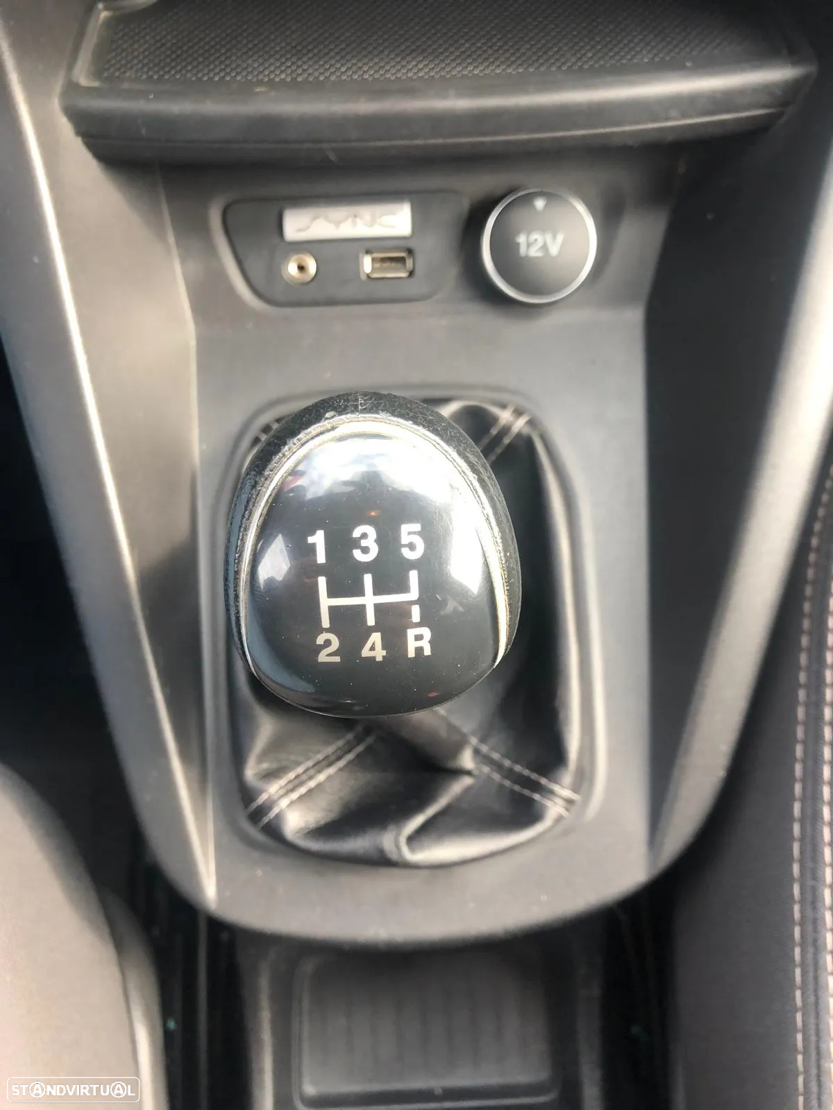 Ford KA+ 1.2 Ti-VCT Ultimate - 12