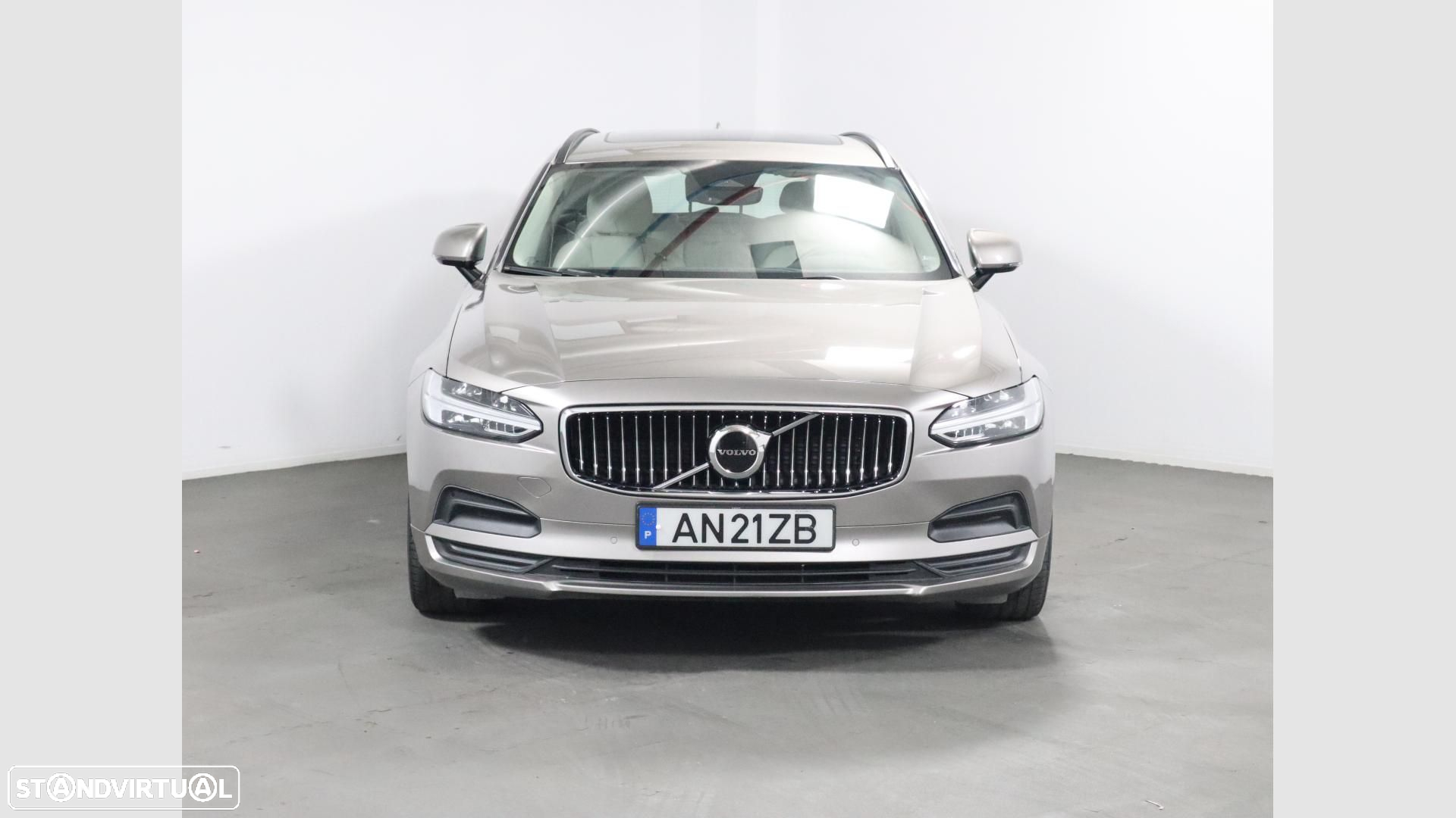 Volvo V90 2.0 B4 Momentum Plus Geartronic - 2
