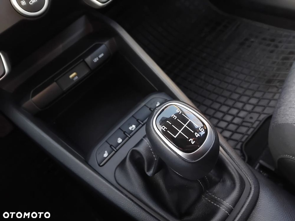 Kia Stonic 1.0 T-GDI M - 17